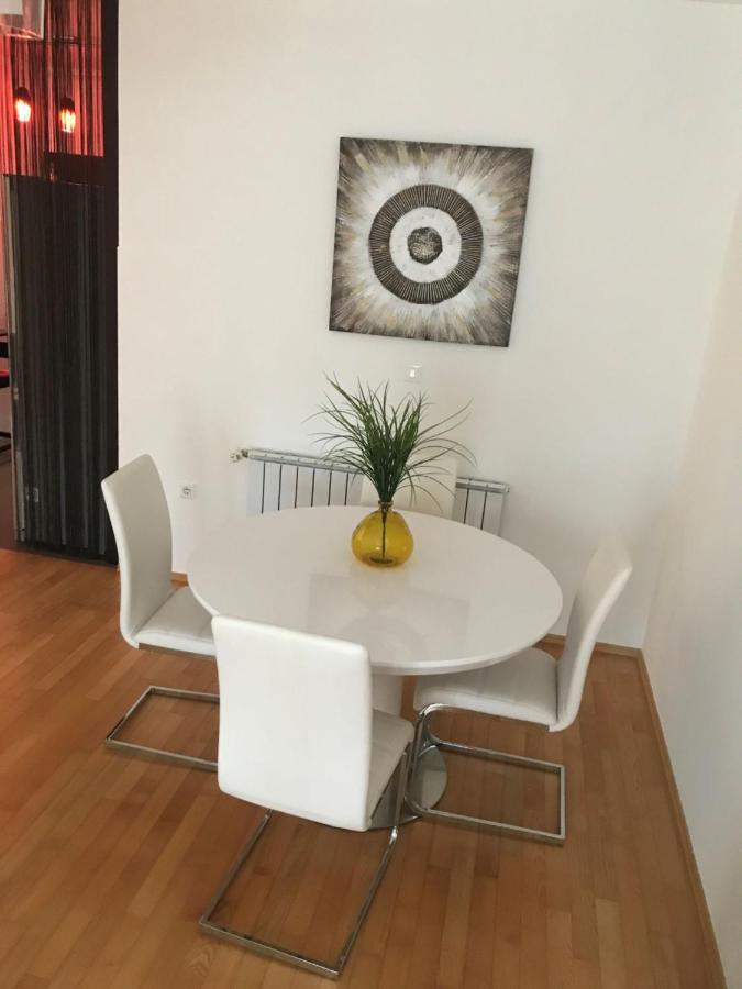 Apartment Angela With Private Garage Slot Pula Luaran gambar