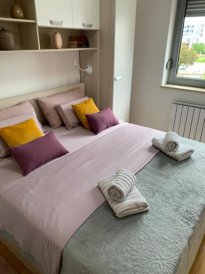 Apartment Angela With Private Garage Slot Pula Luaran gambar
